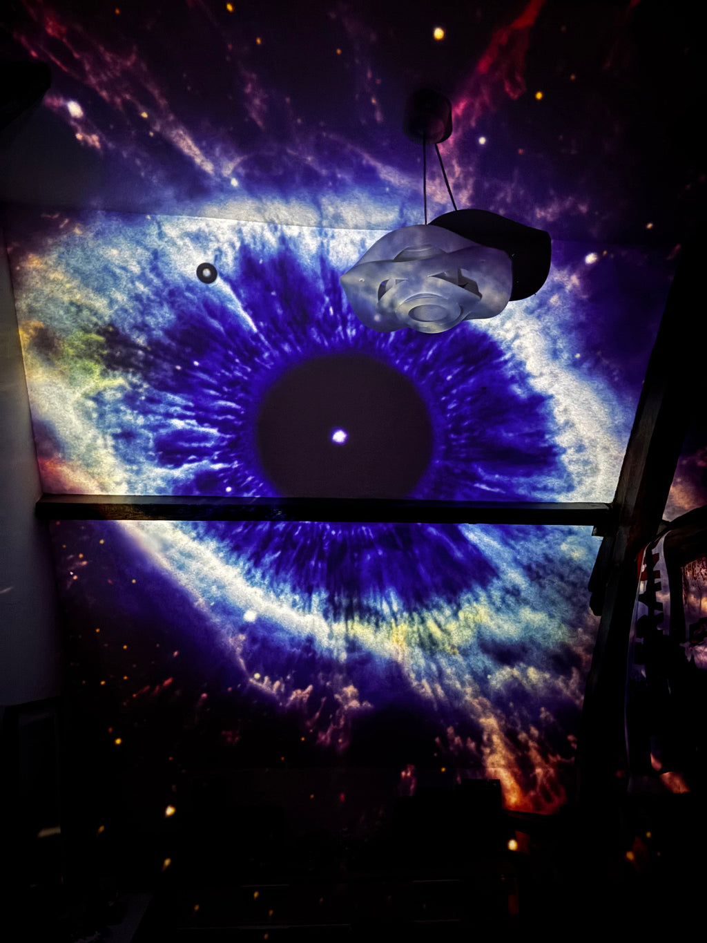 Cielarium en situation réelle — projection dans une chambre